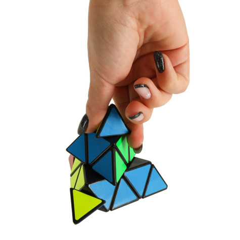 Yong Cube Rubikova kostka Pyraminx logický hlavolam 9,7cm ~ 2